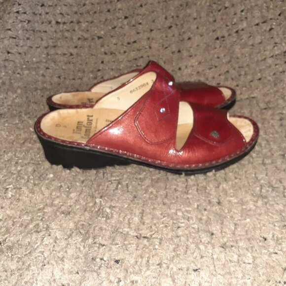 FINN COMFORT-Red Patent Leather Rhinestone Slides-Sz 5D-7 US-Excellent - Picture 4 of 7